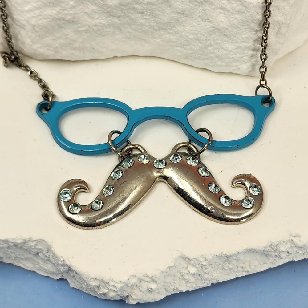 Blue Glasses Rhinestone Mustache Pendant Necklace Silver Tone Novelty Y2K Gift